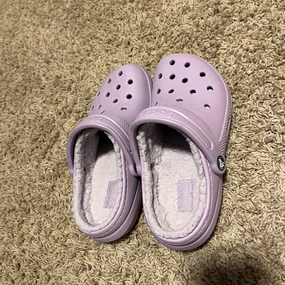 Fluffy crocs - Picture 2 of 3